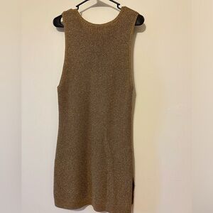 Ralph Lauren sleeveless sweater top in gold. XL